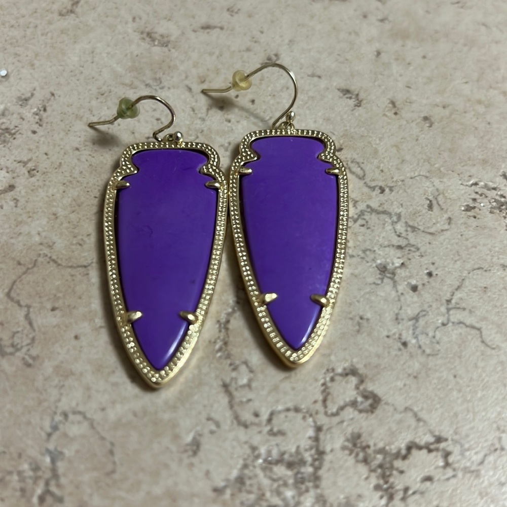 Kendra Scott large purple Skylar earrings